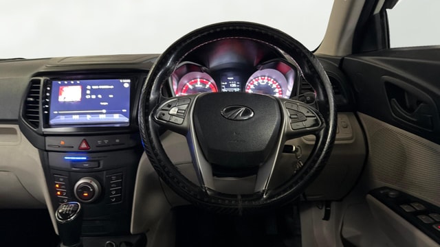 View Mahindra XUV300 Image 21 Used Mahindra XUV300 Image 21