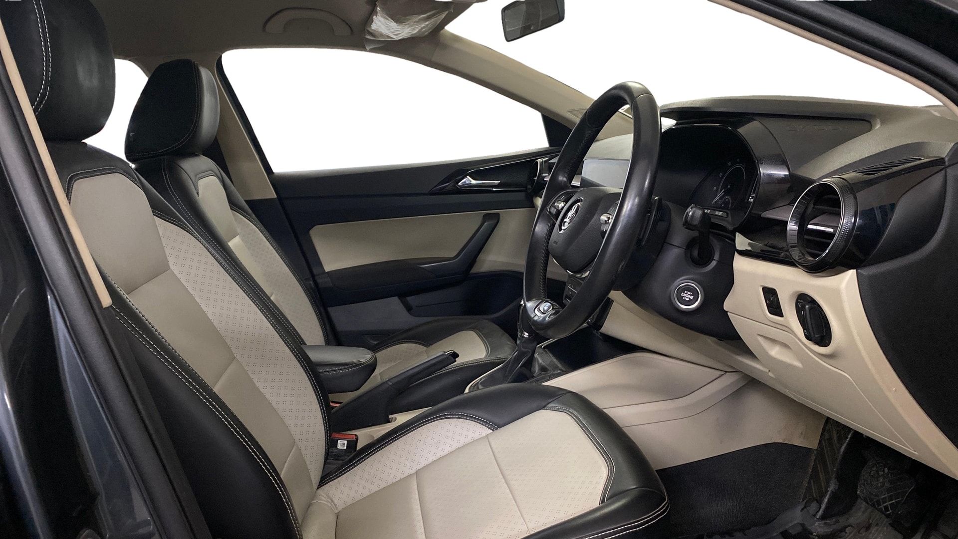 View 2022 Skoda Slavia Ambition 1.0 TSI AT Image 27 Used 2022 Skoda Slavia Ambition 1.0 TSI AT Image 27