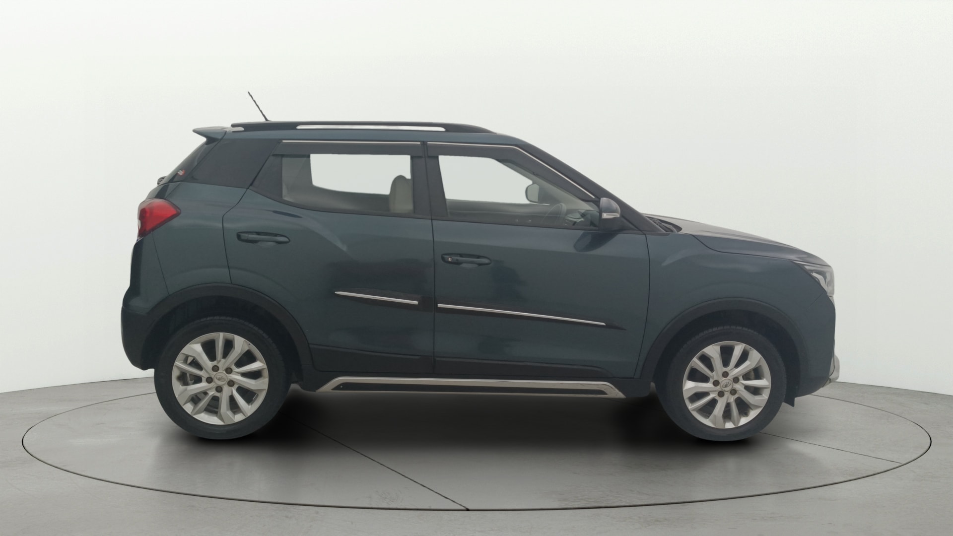 Used 2020 Mahindra XUV300 Used 2020 Mahindra XUV300