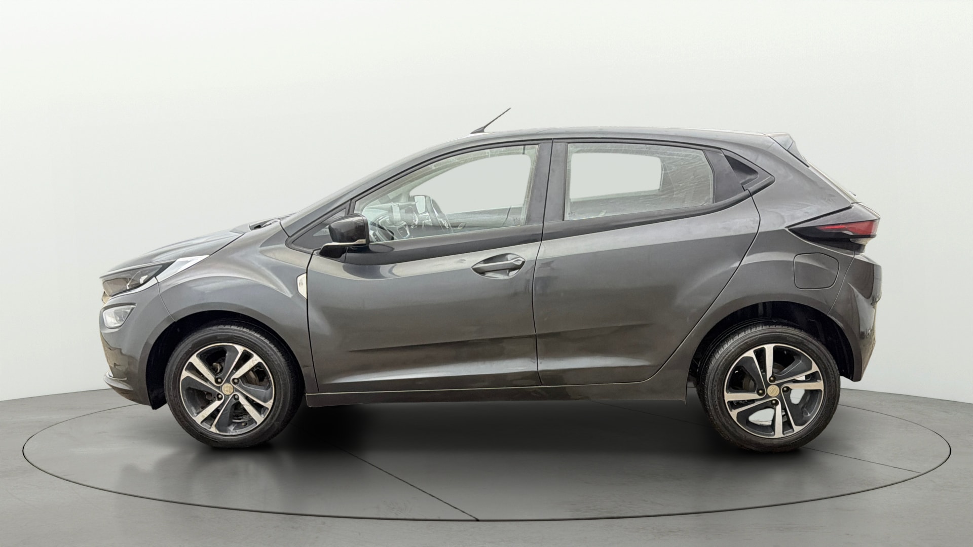 View 2020 Tata Altroz XZ Petrol Image 27 Used 2020 Tata Altroz XZ Petrol Image 27