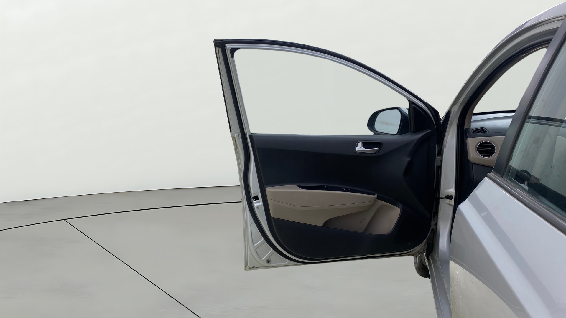 View 2015 Hyundai Xcent S AT (O) Petrol Image 31 Used 2015 Hyundai Xcent S AT (O) Petrol Image 31