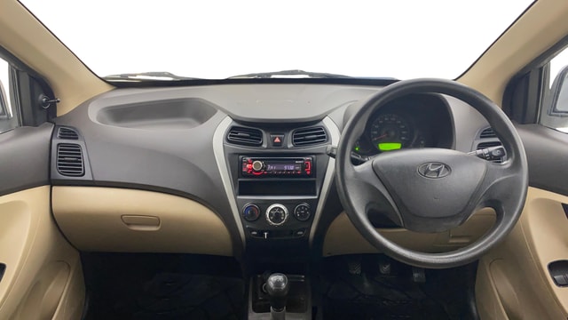 View Hyundai EON Image 15 Used Hyundai EON Image 15