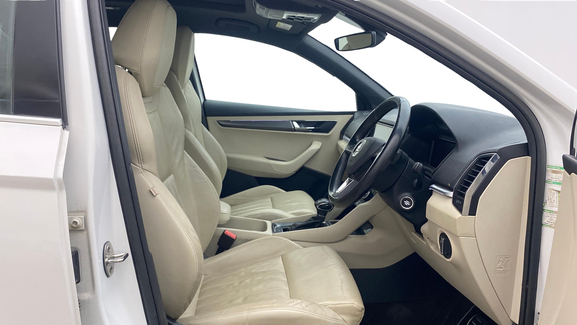 View 2020 Skoda Karoq Style AT Image 27 Used 2020 Skoda Karoq Style AT Image 27