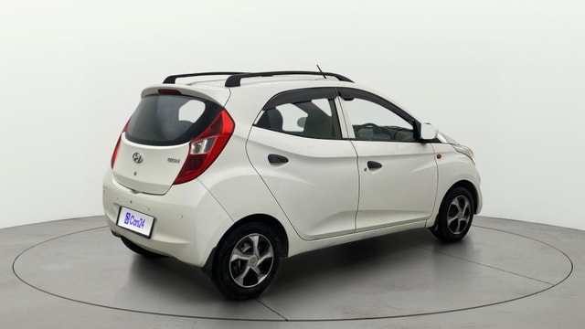 View Hyundai EON Image 42 Used Hyundai EON Image 42