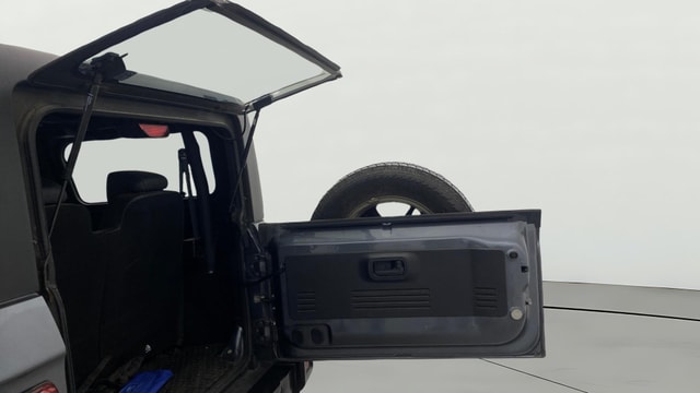 View Mahindra Thar Image 16 Used Mahindra Thar Image 16