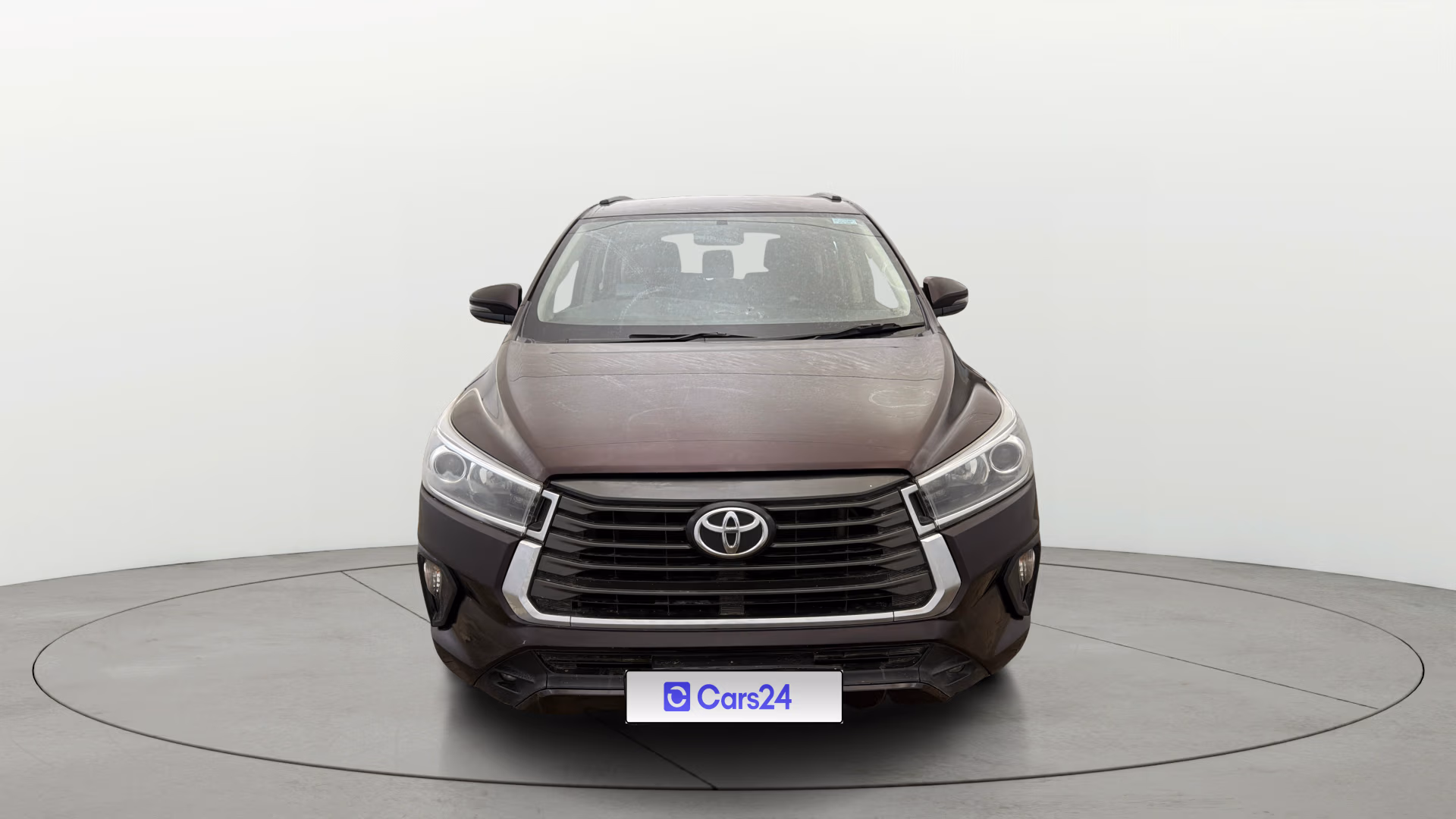 Used 2022 Toyota Innova Crysta Used 2022 Toyota Innova Crysta