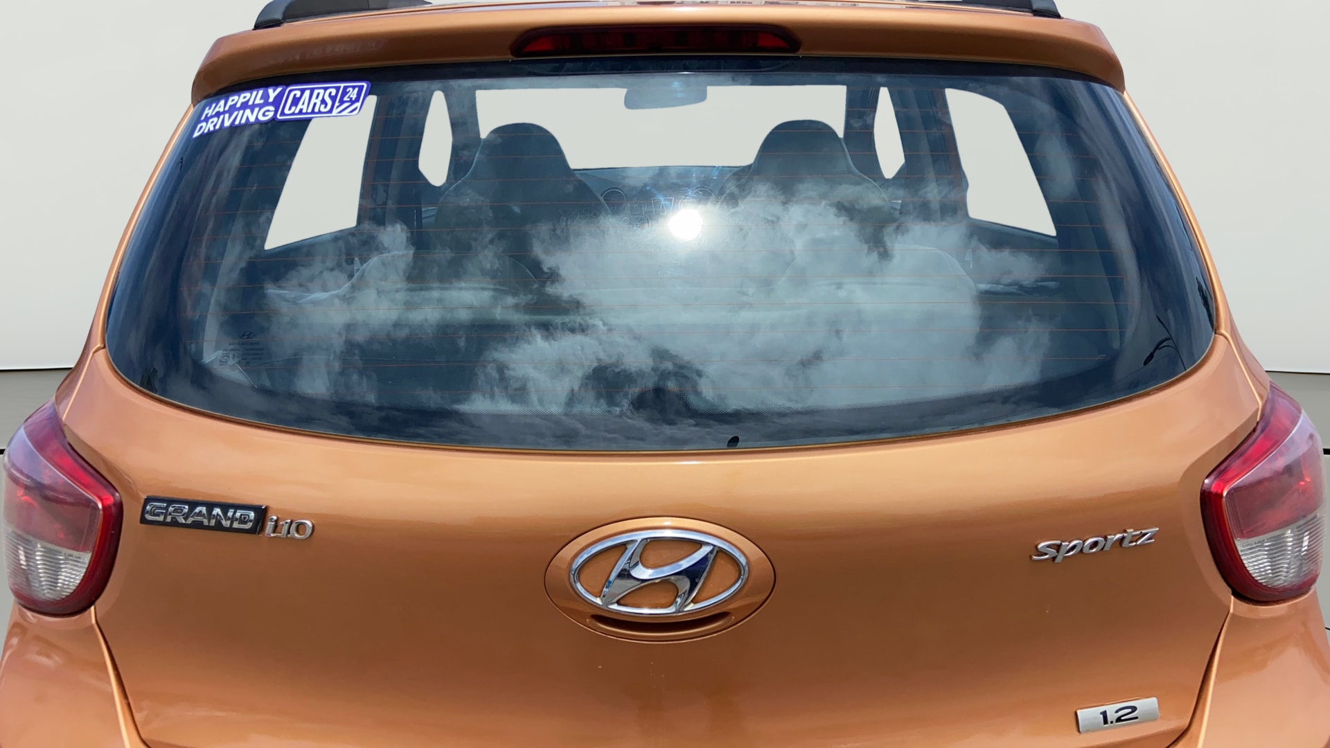 View 2016 Hyundai Grand i10 Sportz 1.2 Kappa Image 4 Used 2016 Hyundai Grand i10 Sportz 1.2 Kappa Image 4