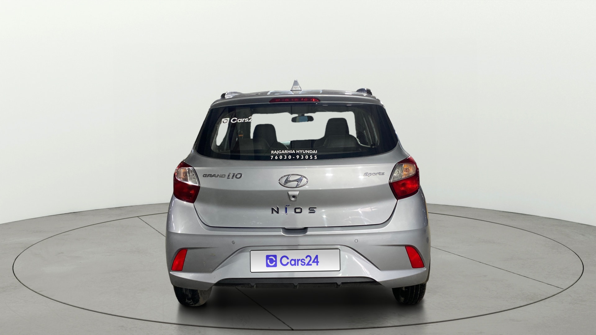 View 2022 Hyundai Grand i10 Nios Sportz Petrol AMT Image 39 Used 2022 Hyundai Grand i10 Nios Sportz Petrol AMT Image 39