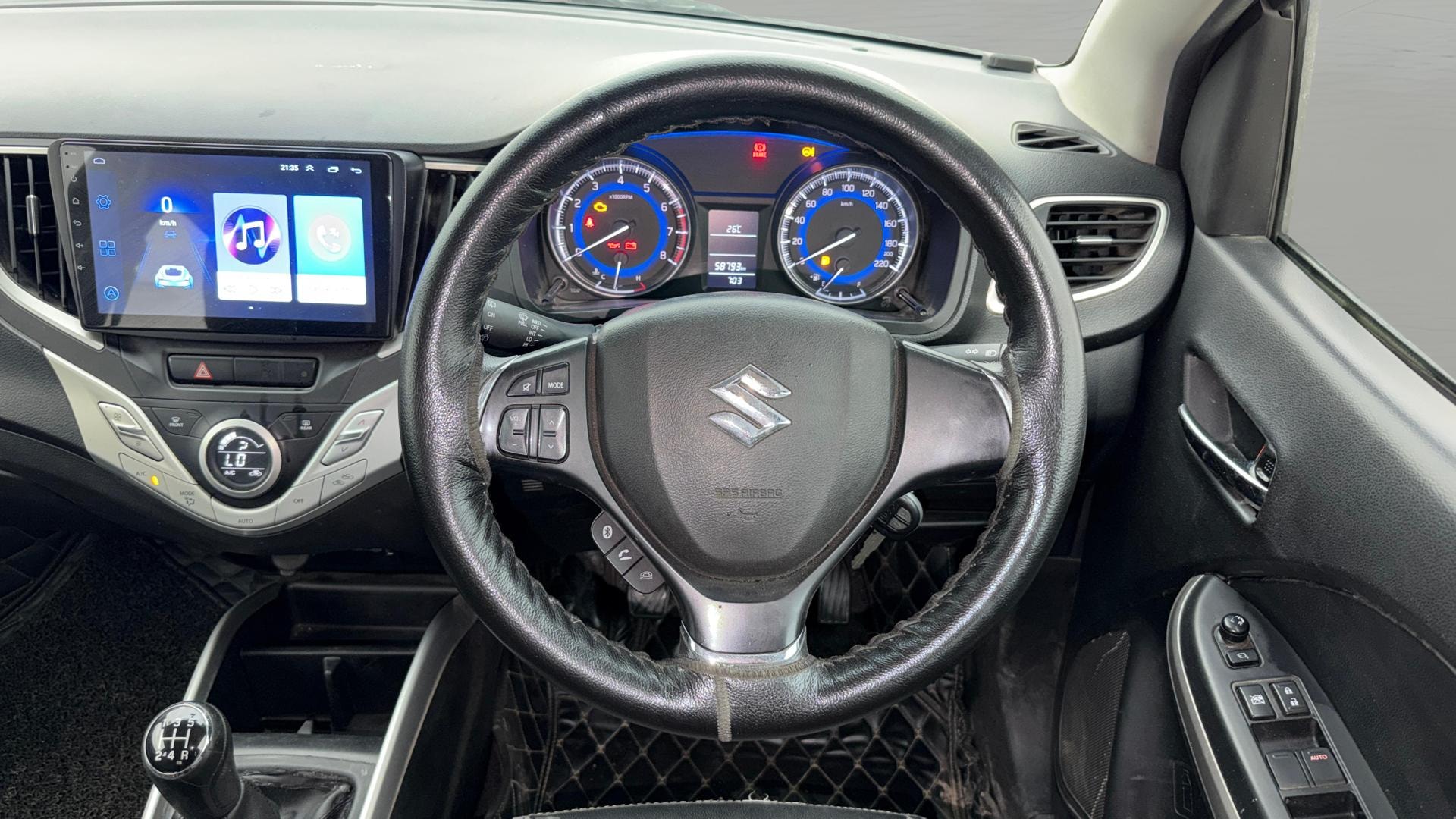 View 2017 Maruti Suzuki 1000 Base Variant Image 20 Used 2017 Maruti Suzuki 1000 Base Variant Image 20