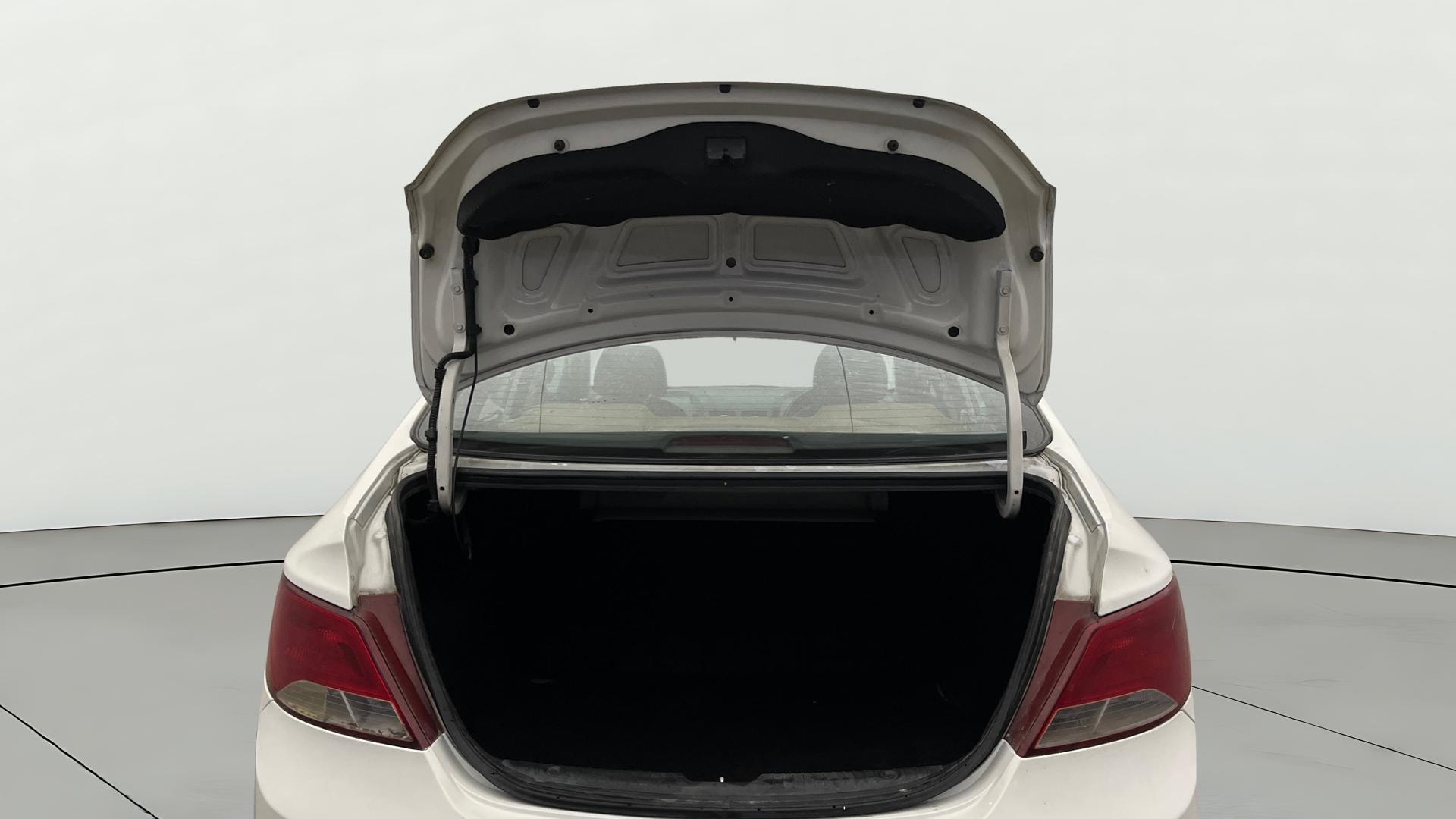 Used 2015 Hyundai Fluidic Verna Used 2015 Hyundai Fluidic Verna
