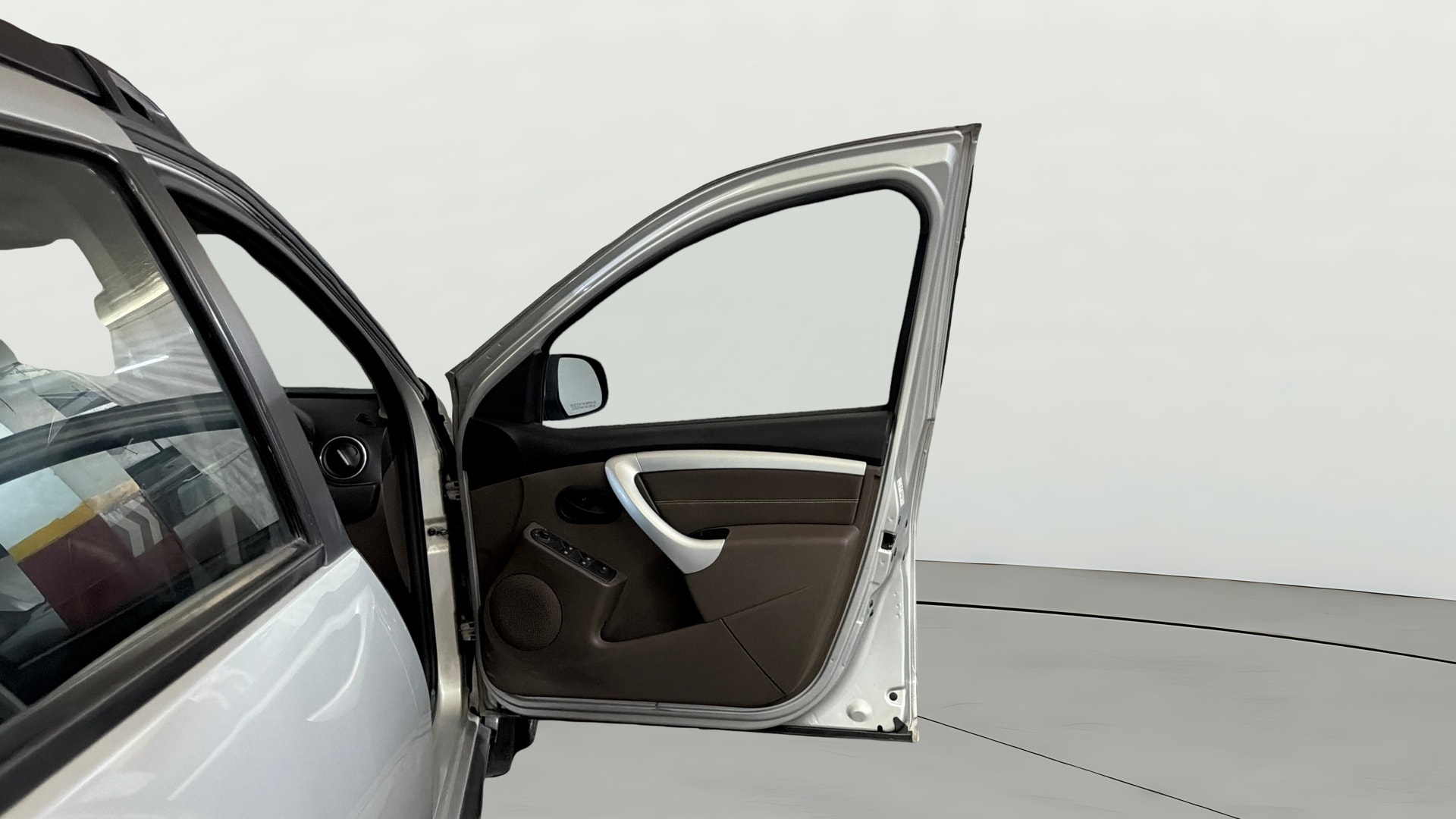 View 2019 Renault Duster Petrol RxS CVT Petrol Image 44 Used 2019 Renault Duster Petrol RxS CVT Petrol Image 44