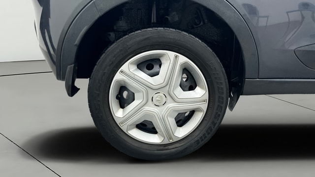 View Tata Nexon Image 32 Used Tata Nexon Image 32