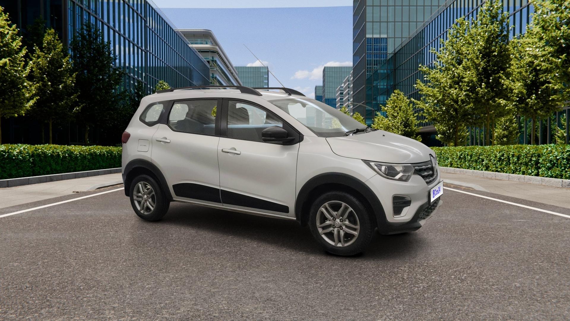 View 2022 Renault Triber RXZ Image 22 Used 2022 Renault Triber RXZ Image 22