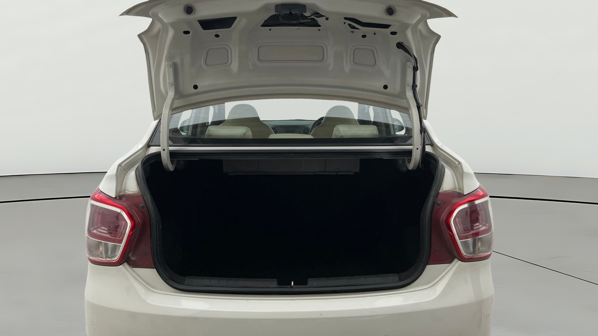 View 2015 Hyundai Xcent S Petrol Image 36 Used 2015 Hyundai Xcent S Petrol Image 36