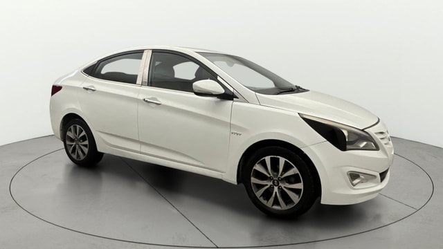 View Hyundai Fluidic Verna Image 21 Used Hyundai Fluidic Verna Image 21