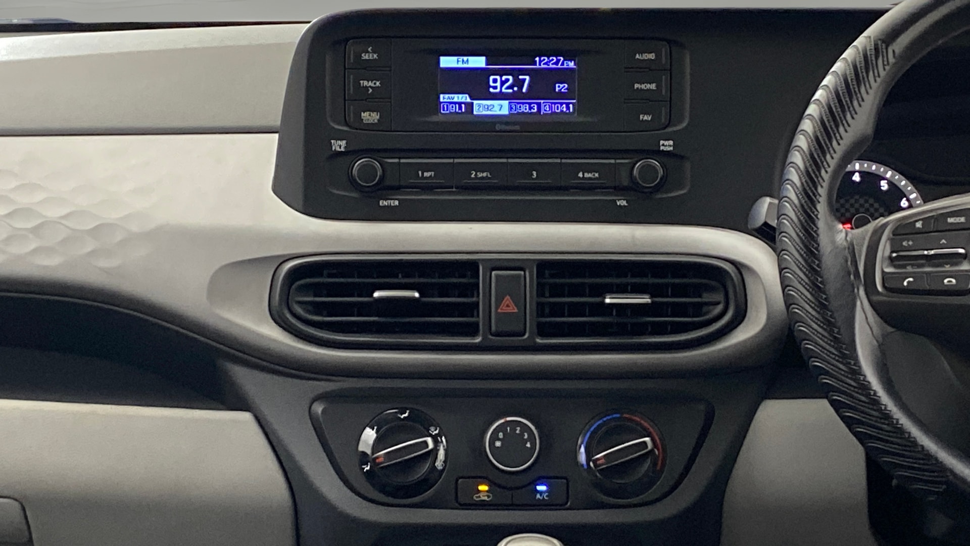 View 2022 Hyundai Grand i10 Nios Magna Petrol Image 17 Used 2022 Hyundai Grand i10 Nios Magna Petrol Image 17