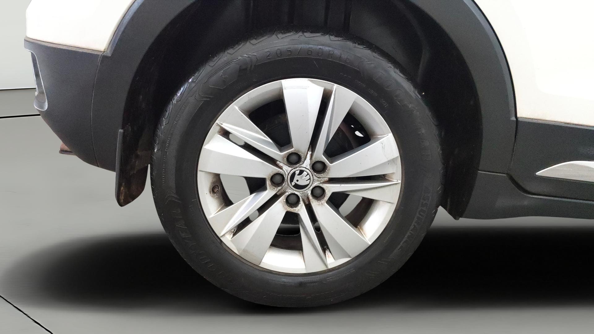 View 2022 Skoda Kushaq Ambition 1.0 TSI AT Image 24 Used 2022 Skoda Kushaq Ambition 1.0 TSI AT Image 24