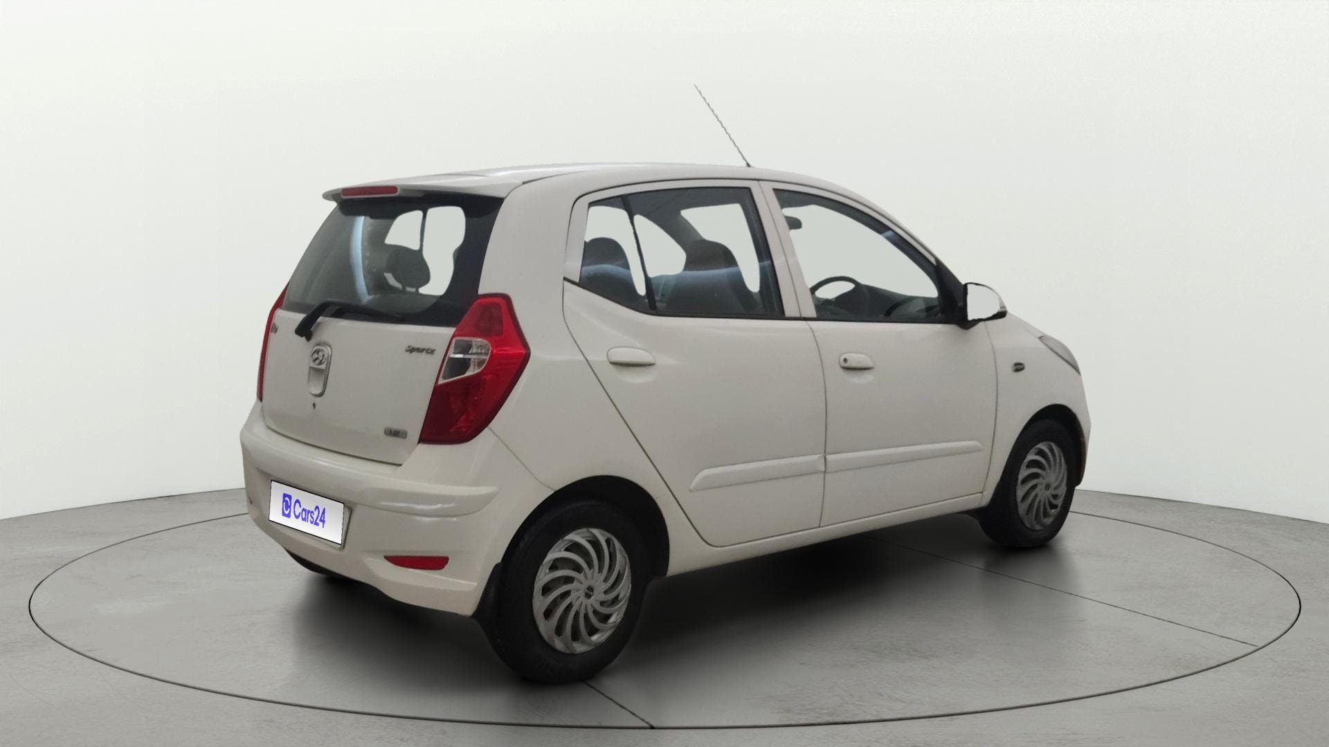 View 2013 Hyundai i10 1.2 Sportz MT Image 42 Used 2013 Hyundai i10 1.2 Sportz MT Image 42