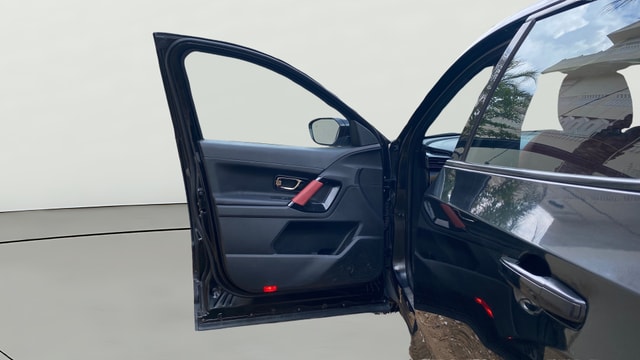 View Tata Harrier Image 33 Used Tata Harrier Image 33
