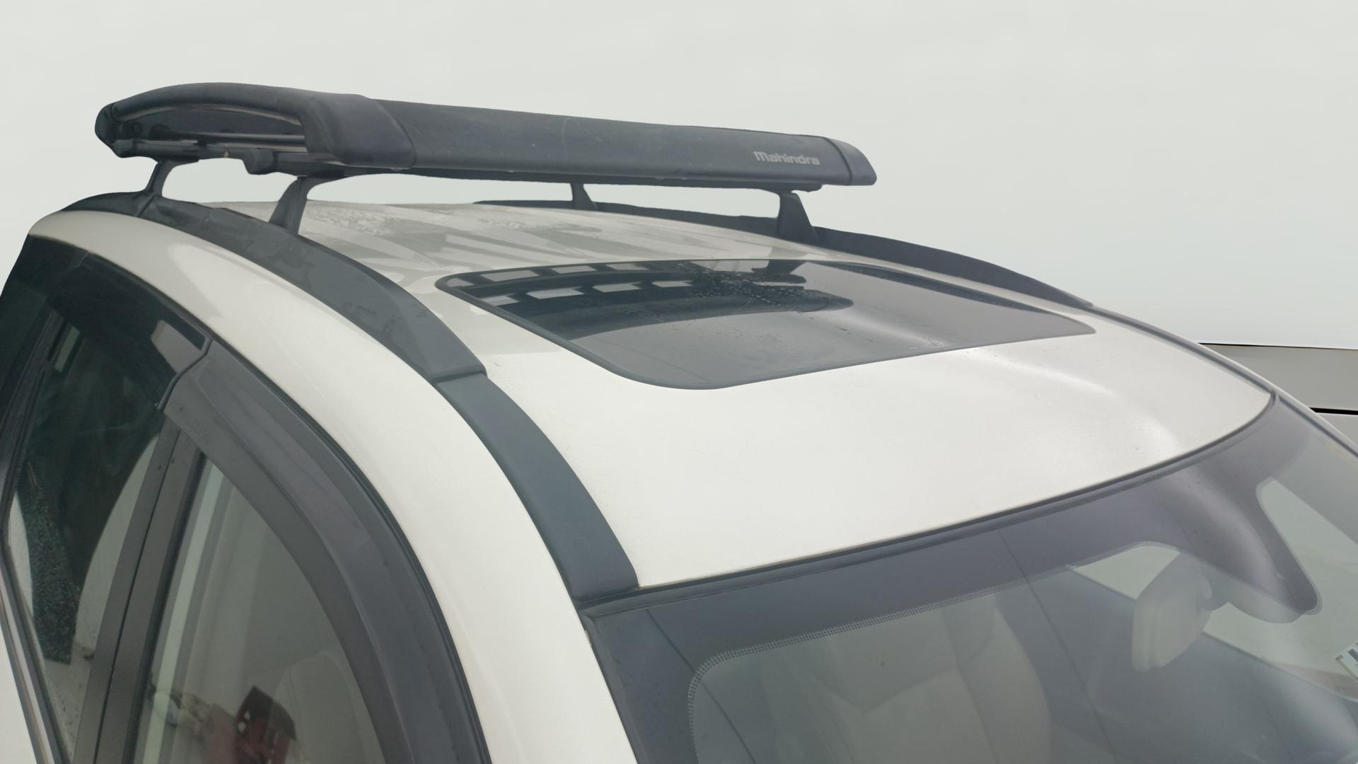 View 2017 Mahindra XUV500 W10 FWD AT Image 5 Used 2017 Mahindra XUV500 W10 FWD AT Image 5