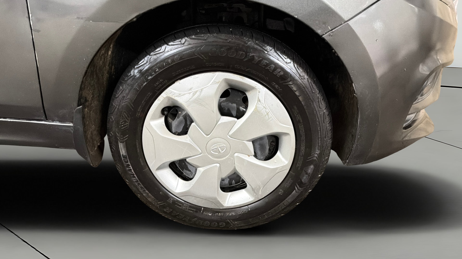 View 2021 Tata Tiago Revotorq XB Image 39 Used 2021 Tata Tiago Revotorq XB Image 39