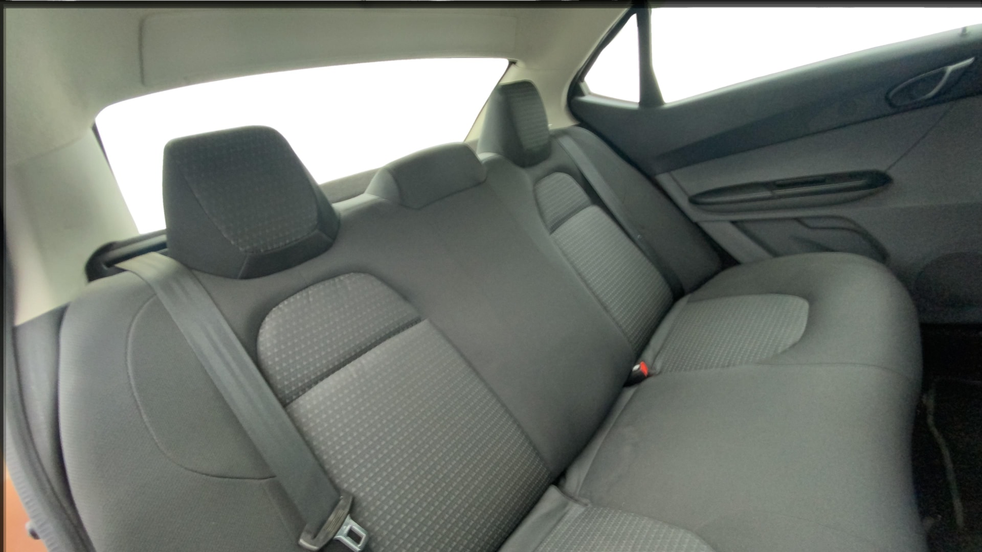 View 2018 Tata Tigor XE Diesel Image 29 Used 2018 Tata Tigor XE Diesel Image 29