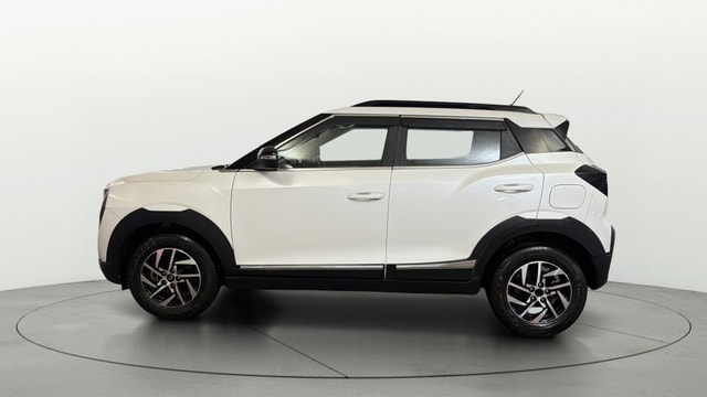 View Mahindra XUV 3XO Image 27 Used Mahindra XUV 3XO Image 27