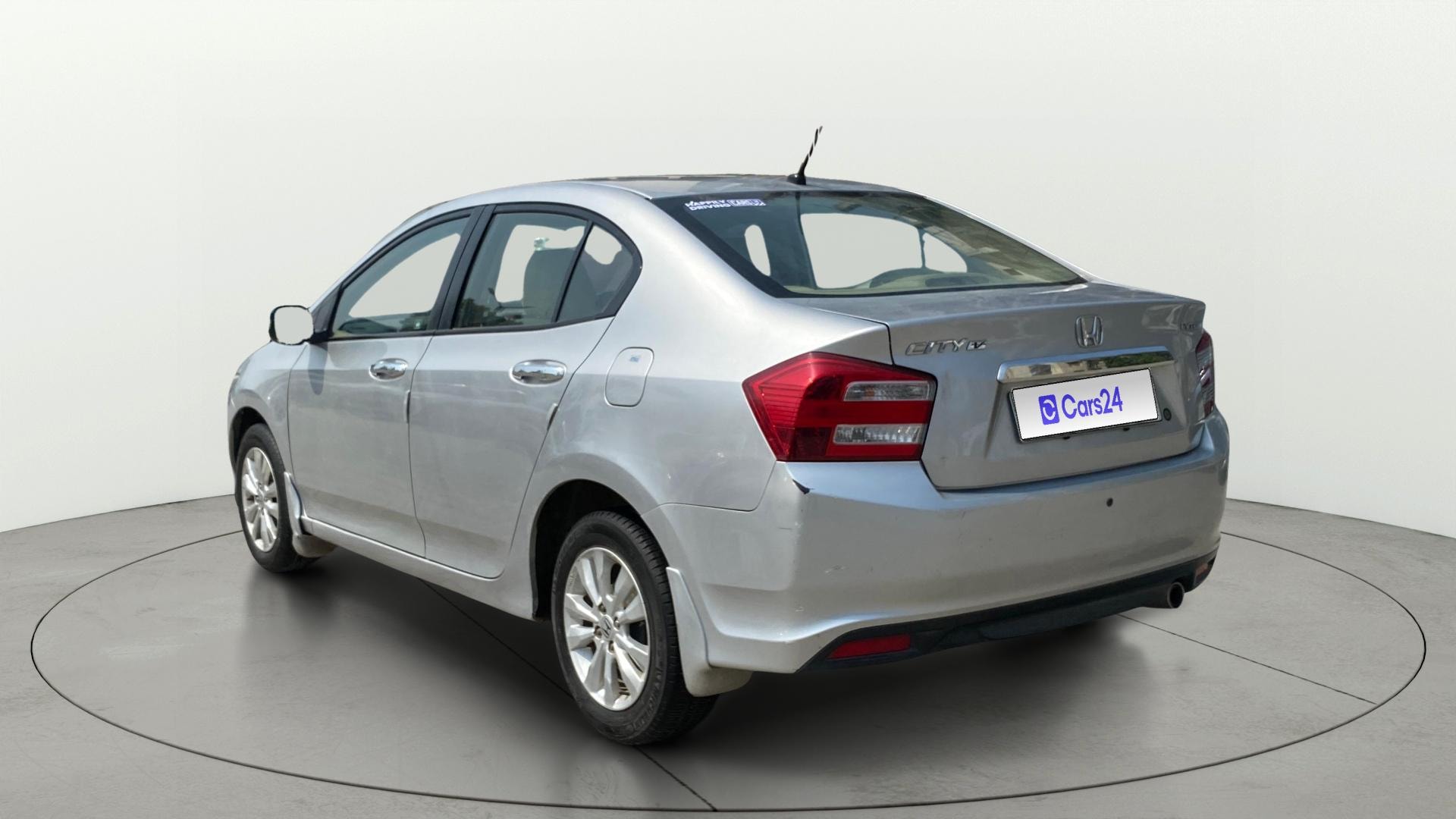 View 2013 Honda City ZX MT Diesel Anniversary Edition Image 2 Used 2013 Honda City ZX MT Diesel Anniversary Edition Image 2