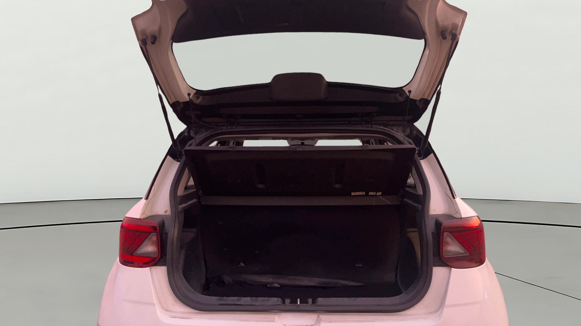 View 2019 Hyundai Venue SX 1.4 Diesel Dual Tone BS IV Image 36 Used 2019 Hyundai Venue SX 1.4 Diesel Dual Tone BS IV Image 36