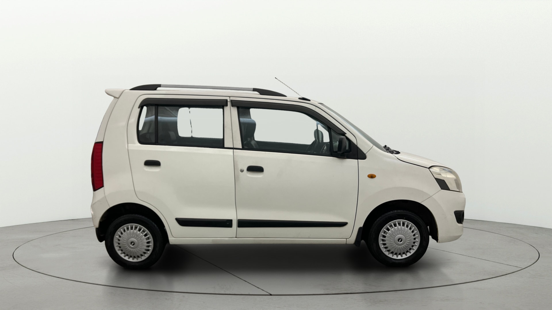 Used 2017 Maruti Suzuki 1000 Used 2017 Maruti Suzuki 1000