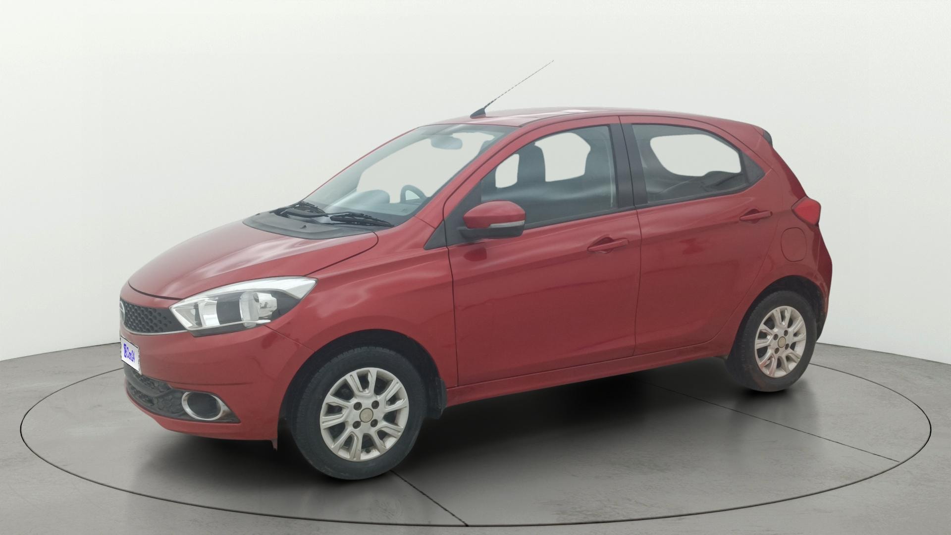 View 2017 Tata Tiago Revotorq XB Image 34 Used 2017 Tata Tiago Revotorq XB Image 34