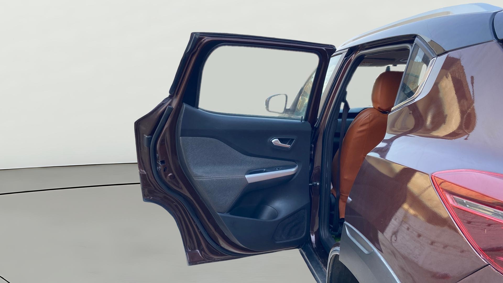 View 2022 Nissan Magnite XV Premium Image 15 Used 2022 Nissan Magnite XV Premium Image 15