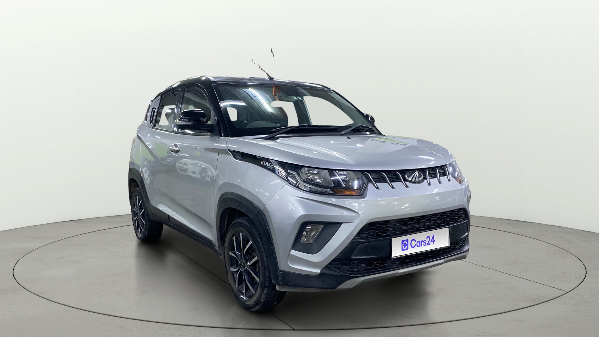 View 2018 Mahindra KUV100 K2 Petrol BS IV Image 21 Used 2018 Mahindra KUV100 K2 Petrol BS IV Image 21