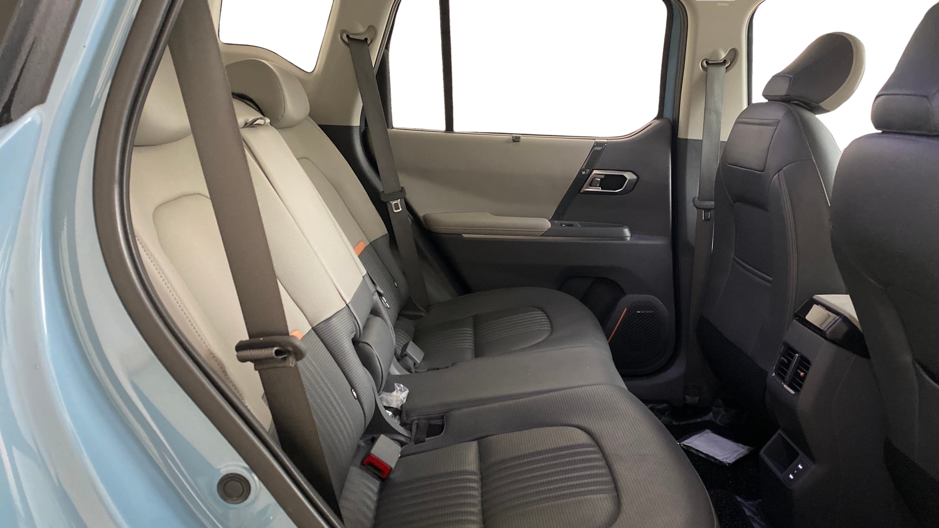 View 2025 Kia Syros HTX Plus (O) DCT Petrol Image 37 Used 2025 Kia Syros HTX Plus (O) DCT Petrol Image 37