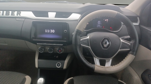 View Renault Triber Image 13 Used Renault Triber Image 13