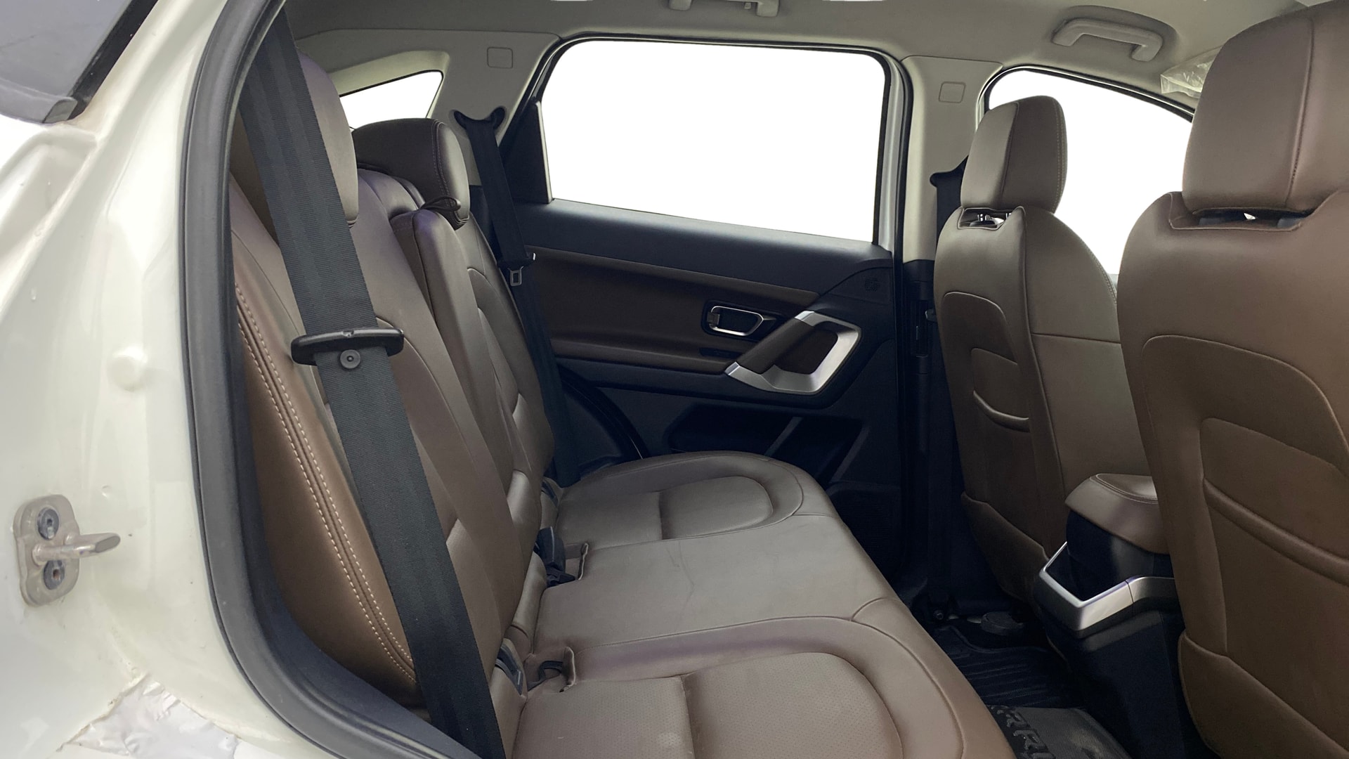 View 2020 Tata Harrier XE Image 36 Used 2020 Tata Harrier XE Image 36