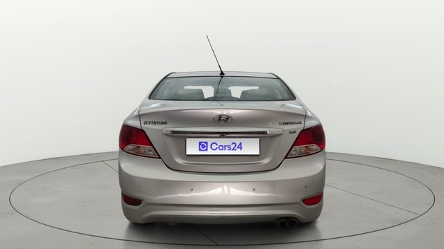 View Hyundai Fluidic Verna Image 40 Used Hyundai Fluidic Verna Image 40