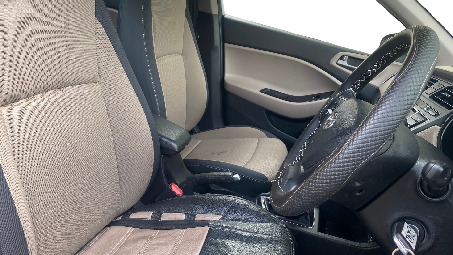 View 2015 Hyundai Elite i20 Magna 1.2 Image 26 Used 2015 Hyundai Elite i20 Magna 1.2 Image 26