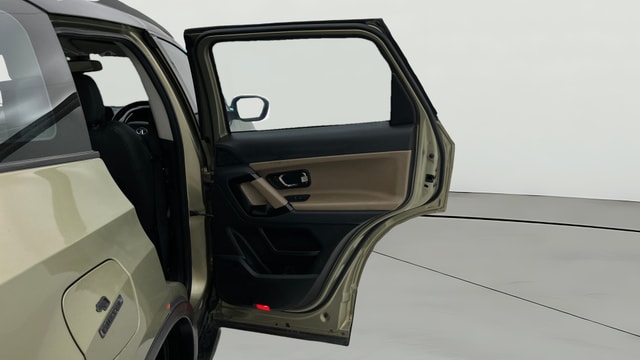 View Tata Safari Image 6 Used Tata Safari Image 6