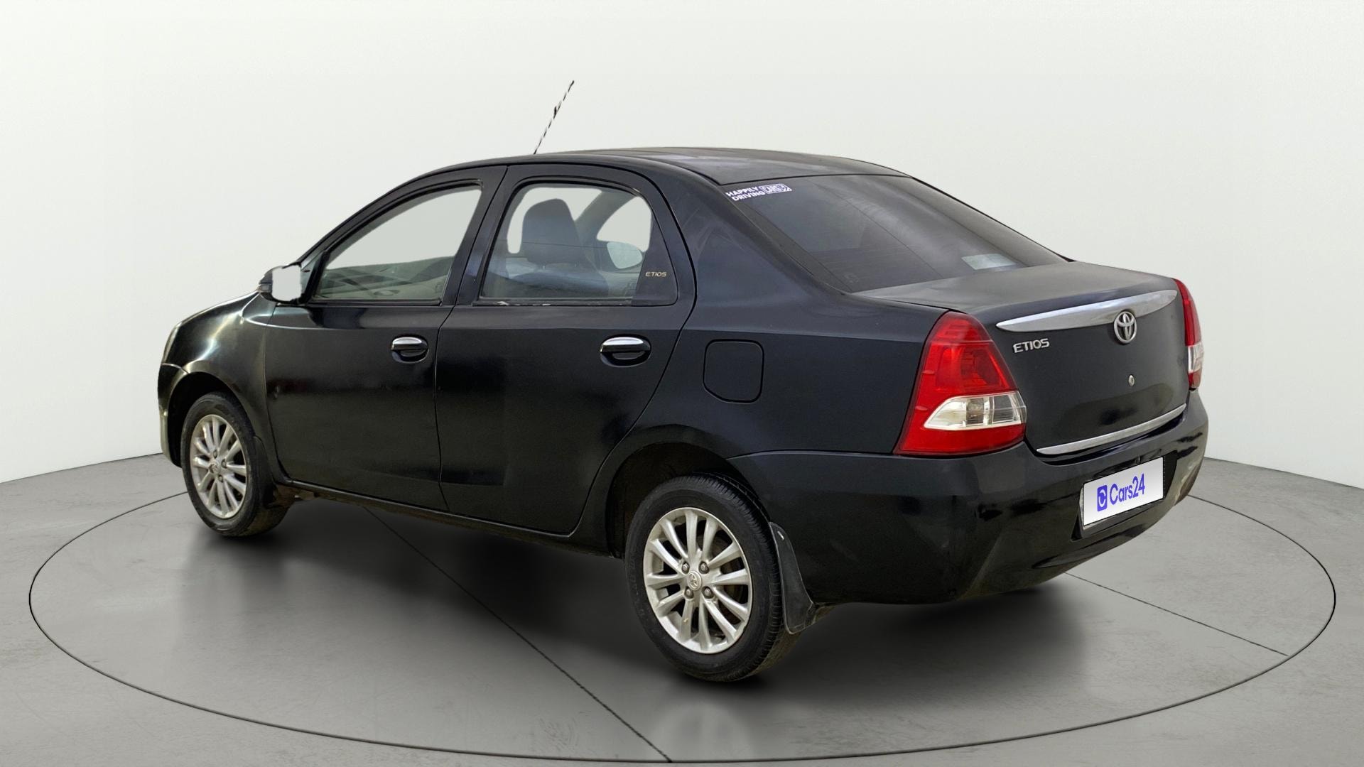 View 2013 Toyota Etios V Image 2 Used 2013 Toyota Etios V Image 2