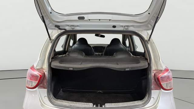 View Hyundai Grand i10 Image 36 Used Hyundai Grand i10 Image 36