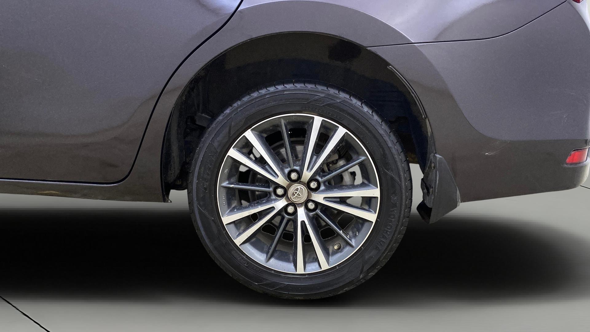 View 2018 Toyota Corolla Altis 1.8 GL Image 11 Used 2018 Toyota Corolla Altis 1.8 GL Image 11