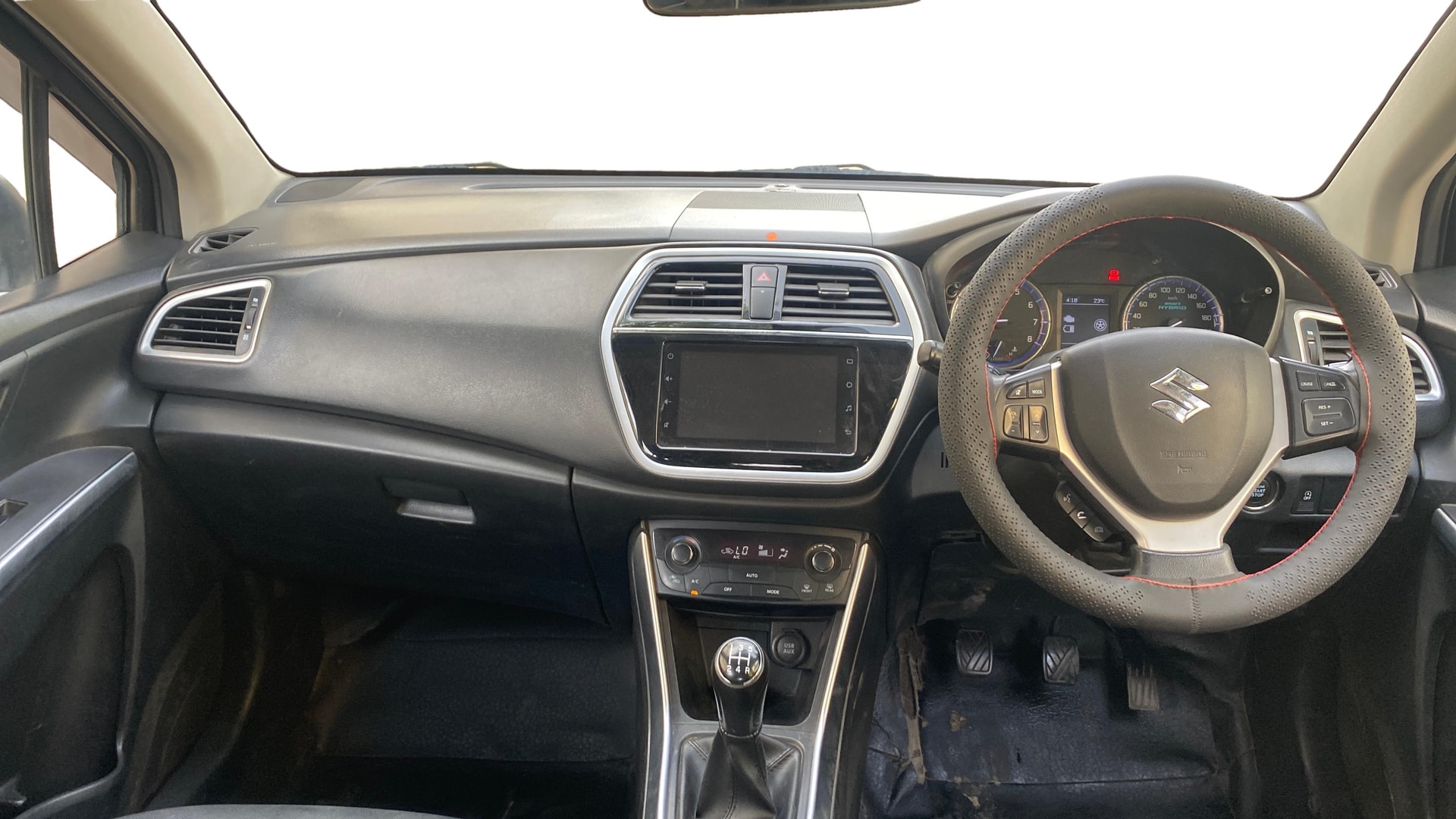 View 2021 Maruti Suzuki 1000 Base Variant Image 16 Used 2021 Maruti Suzuki 1000 Base Variant Image 16
