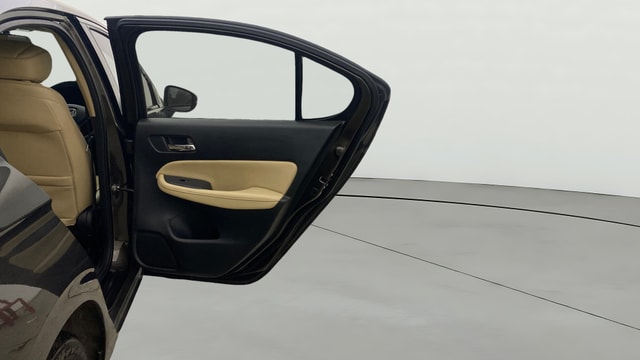 View Honda City ZX Image 8 Used Honda City ZX Image 8