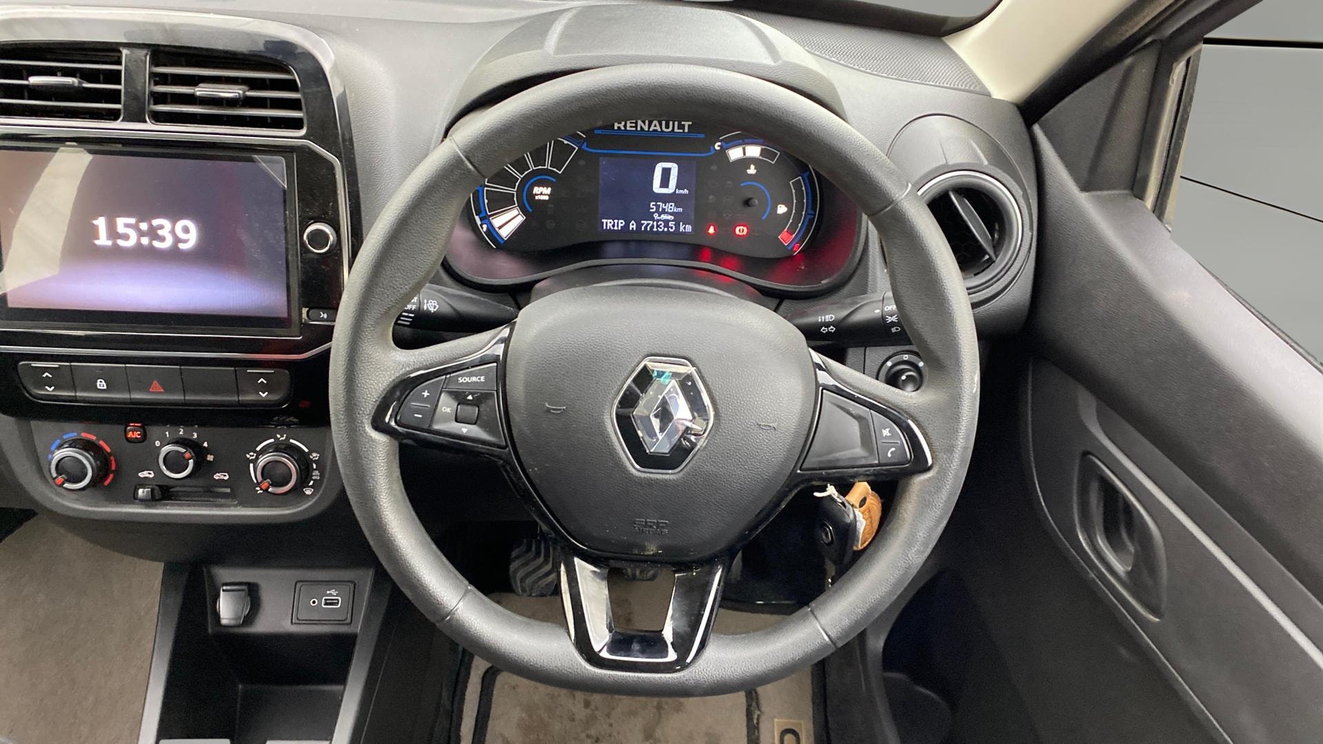 View 2023 Renault Kwid RXT 1.0 Image 20 Used 2023 Renault Kwid RXT 1.0 Image 20