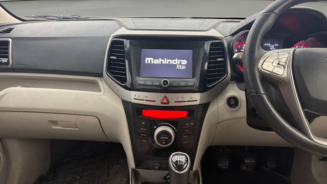 View Mahindra XUV300 Image 33 Used Mahindra XUV300 Image 33