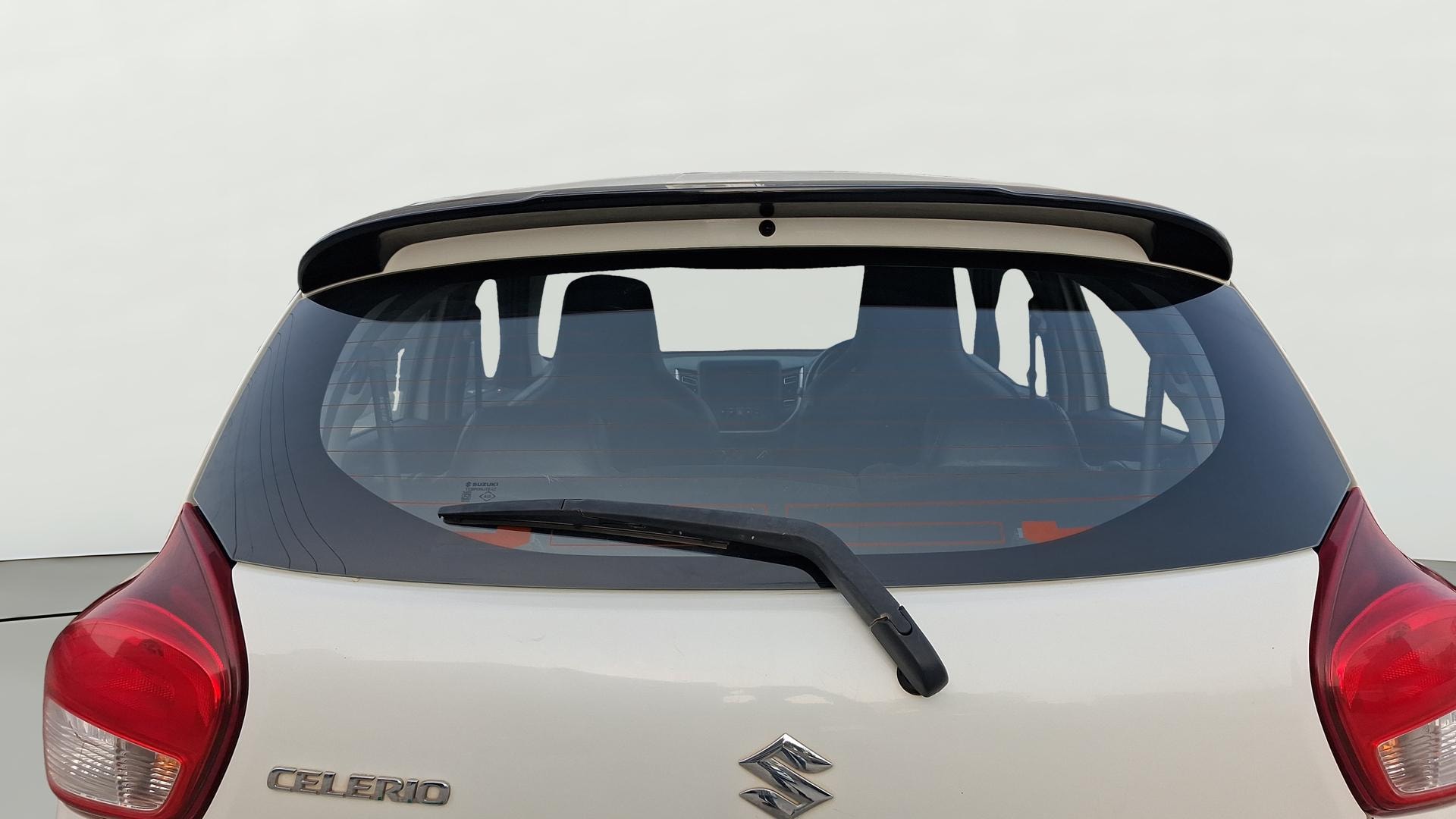 View 2022 Maruti Suzuki 1000 Base Variant Image 4 Used 2022 Maruti Suzuki 1000 Base Variant Image 4