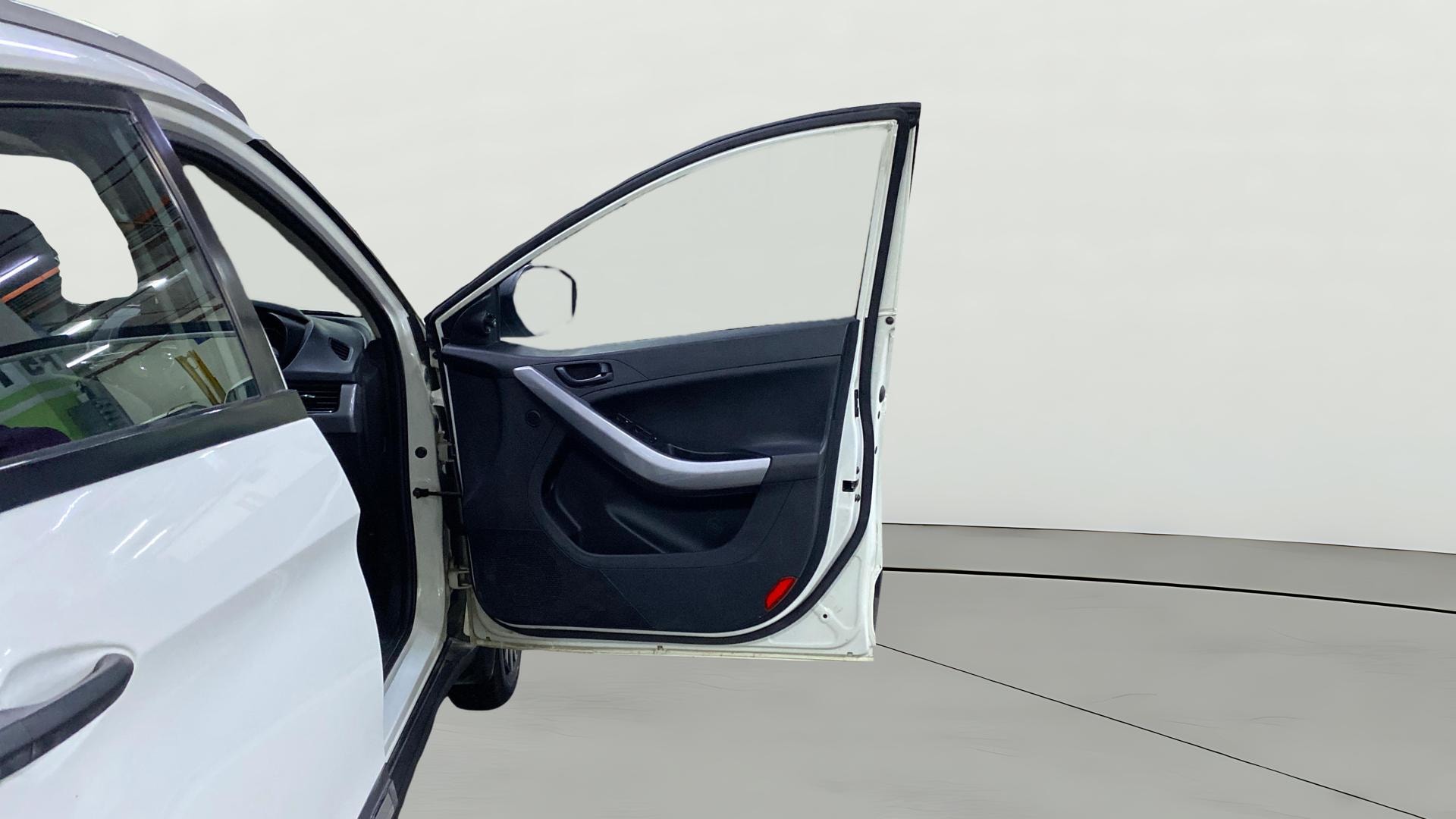 View 2025 Tata Nexon Revotron XE Image 43 Used 2025 Tata Nexon Revotron XE Image 43