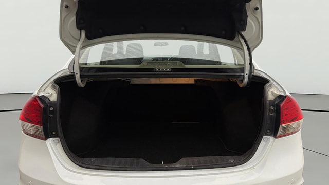 View Maruti Suzuki 1000 Image 37 Used Maruti Suzuki 1000 Image 37