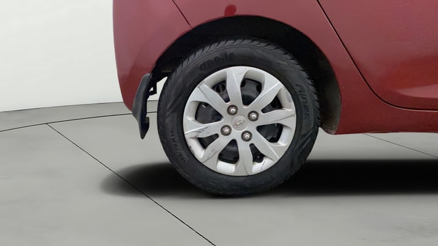 View Hyundai EON Image 35 Used Hyundai EON Image 35